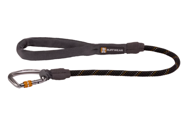 Ruffwear® Knot-a-Long™ особо прочный короткий шнур-поводок для собак с карабином 