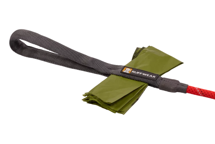 Ruffwear® Knot-a-Long™ особо прочный короткий шнур-поводок для собак с карабином 
