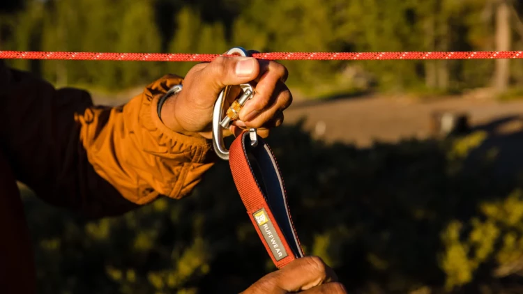 Ruffwear® KNOT-A-HITCH™ система скользящего крепления 