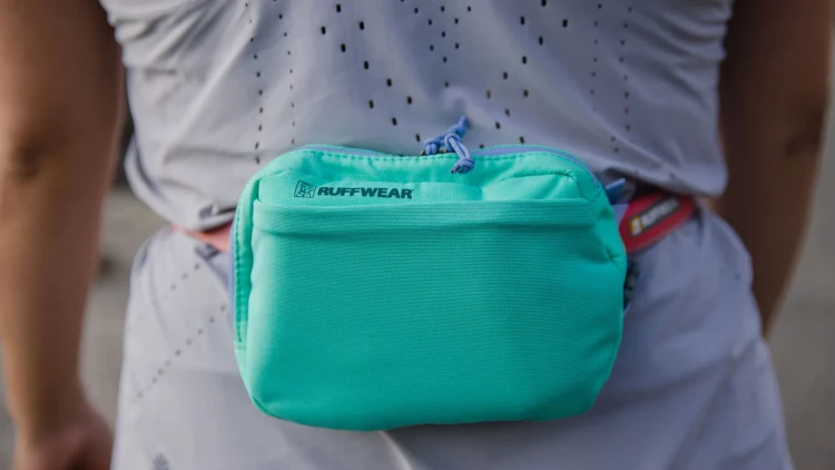 Ruffwear® Stash Bag Plus™ - универсальная сумочка для прогулок с собакой