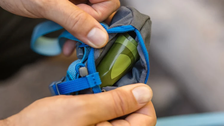 Ruffwear® Stash Bag Mini™ - компактная сумочка для прогулок с собакой